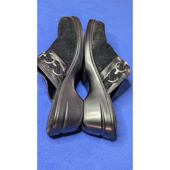 GH Bass PORTER Mule Clogs Black Suede W/Woven Front Buckle Preowned Womens Sz 8M - Picture 5 of 11